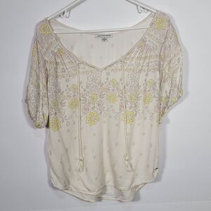 American Eagle Light Pink Floral Crepe Blouse Size S Cream Floral Print